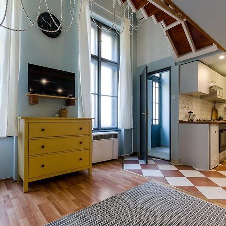 Paulay'S Studio Apartment In The City Center. Budapest Luaran gambar