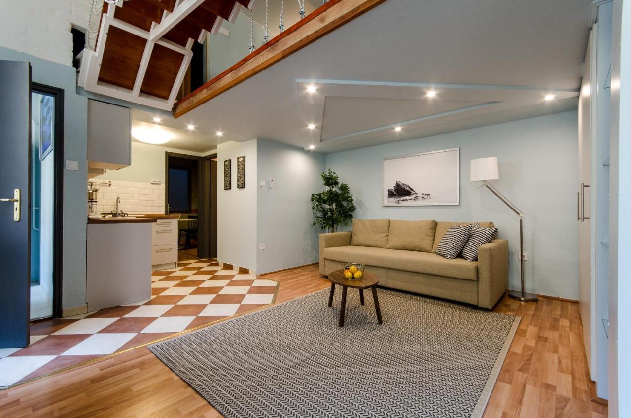 Paulay'S Studio Apartment In The City Center. Budapest Luaran gambar
