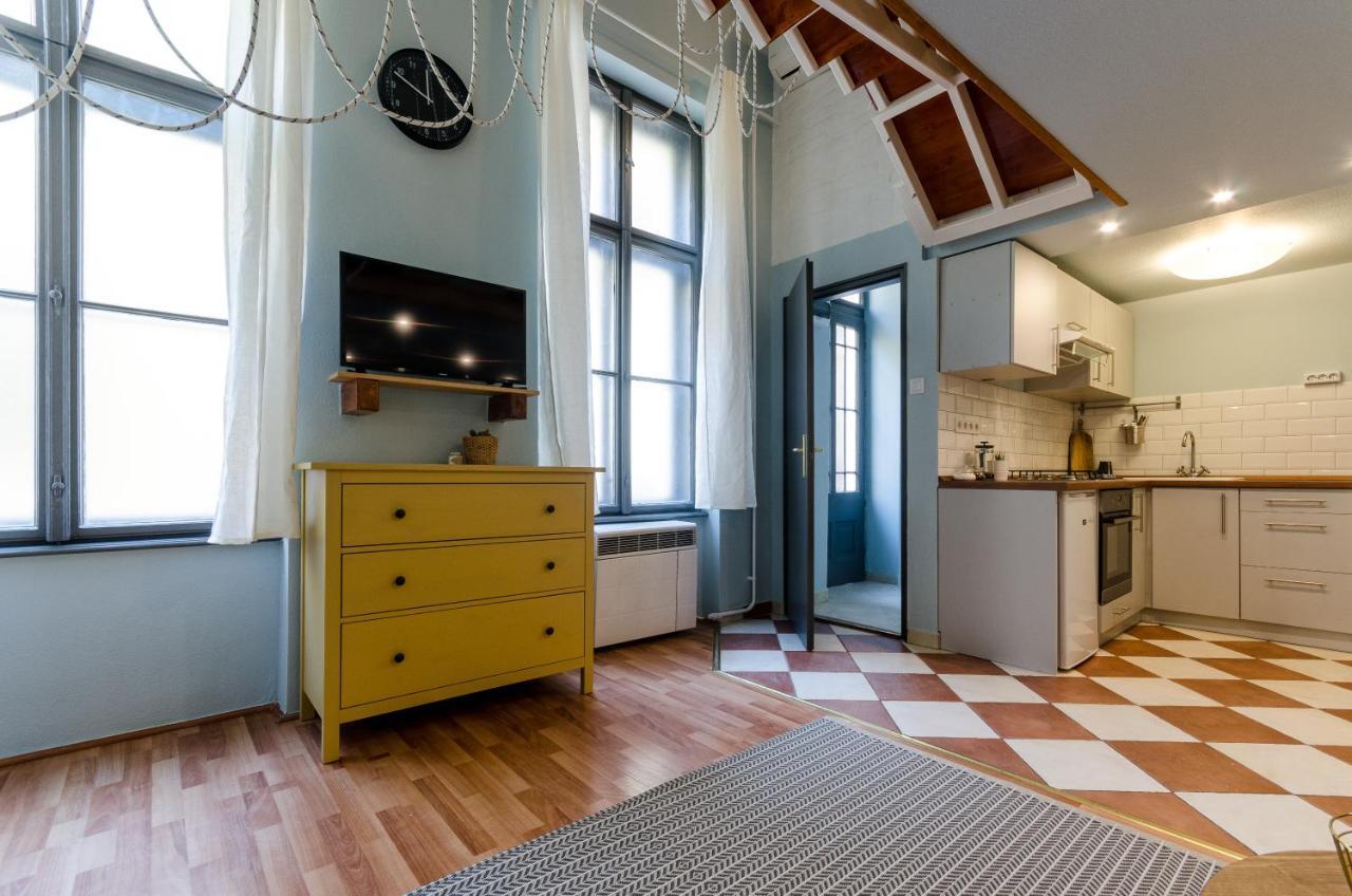 Paulay'S Studio Apartment In The City Center. Budapest Luaran gambar