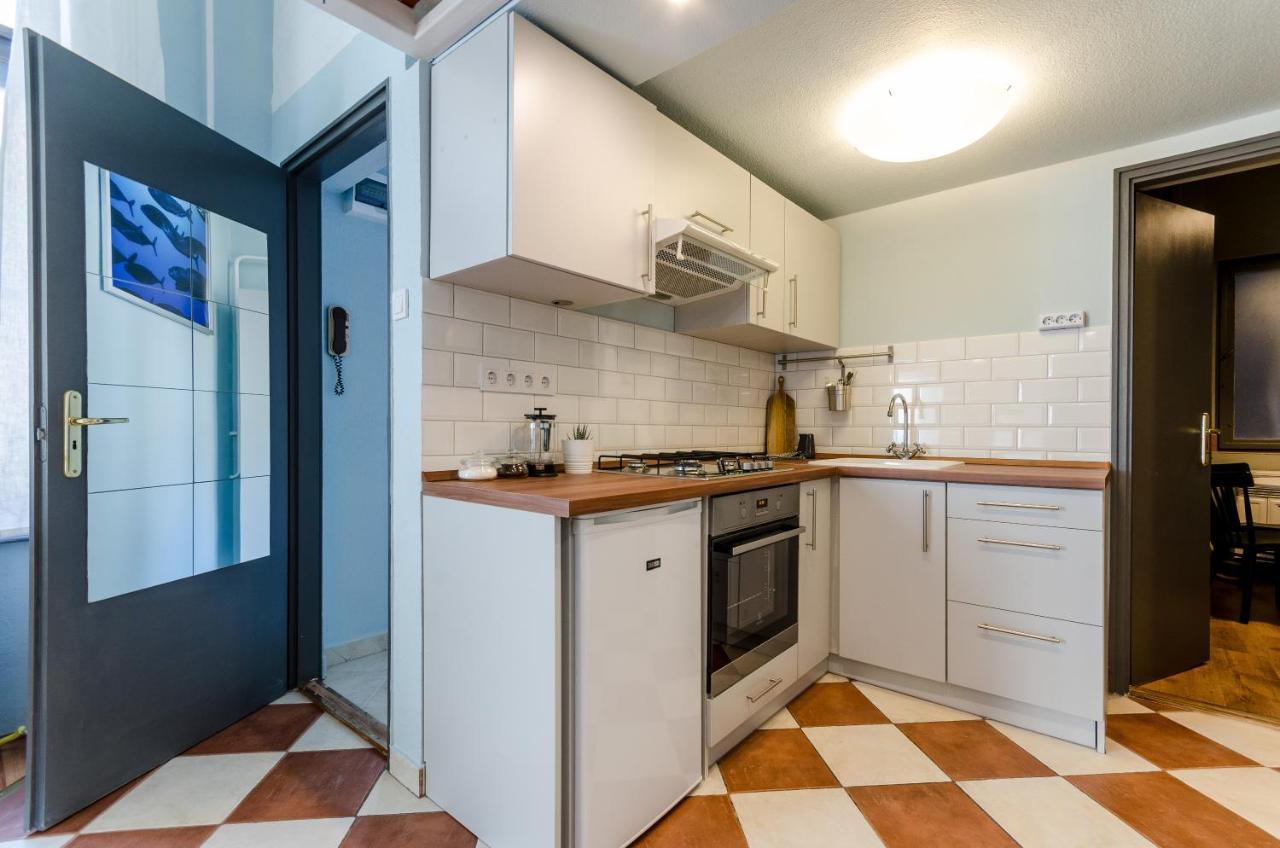 Paulay'S Studio Apartment In The City Center. Budapest Luaran gambar