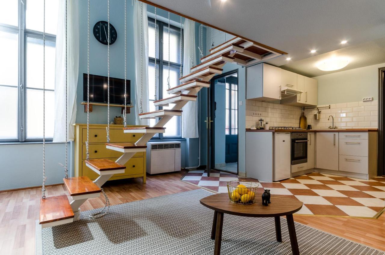Paulay'S Studio Apartment In The City Center. Budapest Luaran gambar